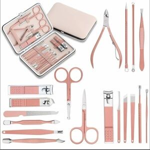 19 pc. Nail & Facial Care Set